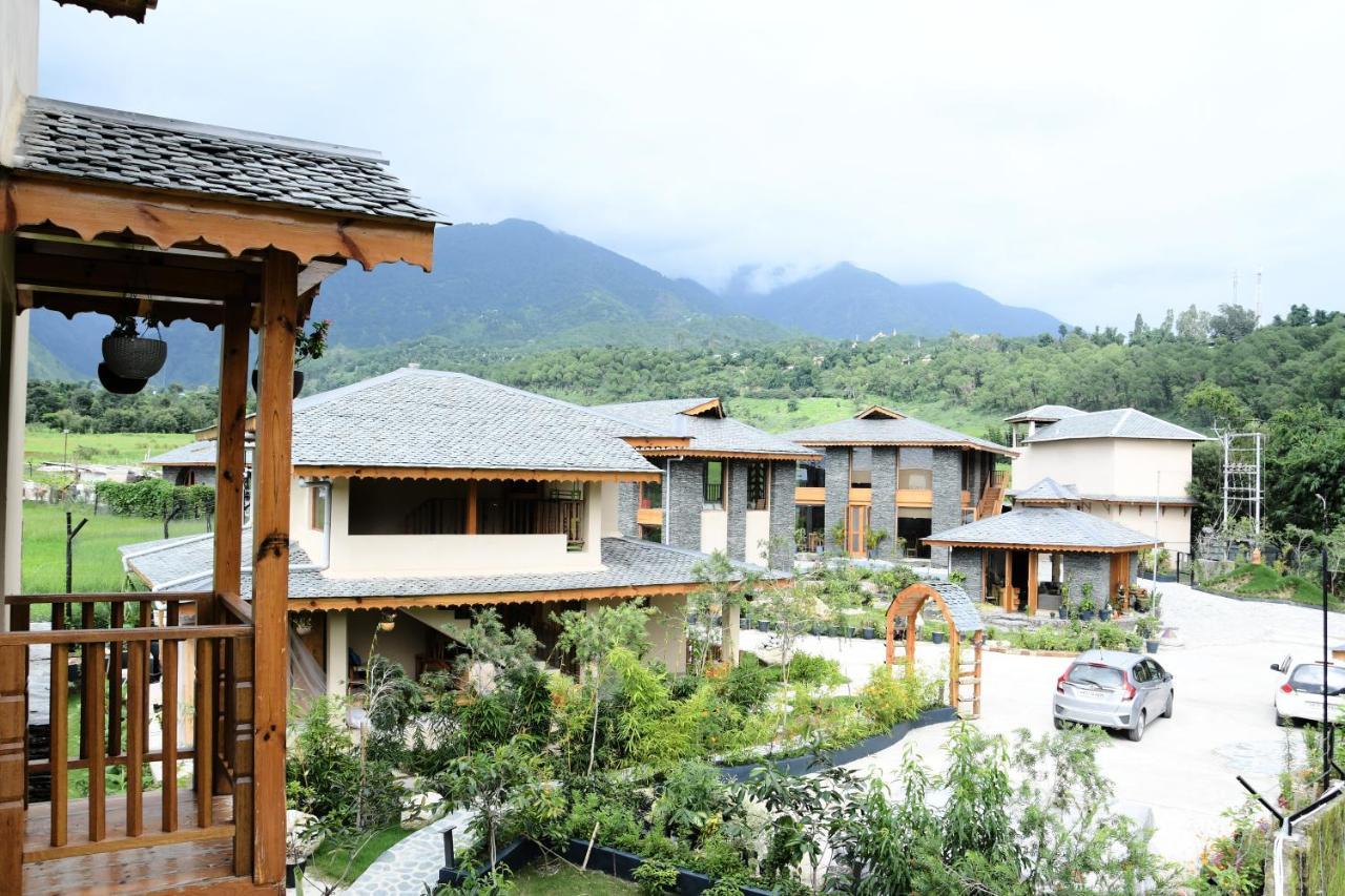 Osho Himalayas Wellness Resort カングラ エクステリア 写真