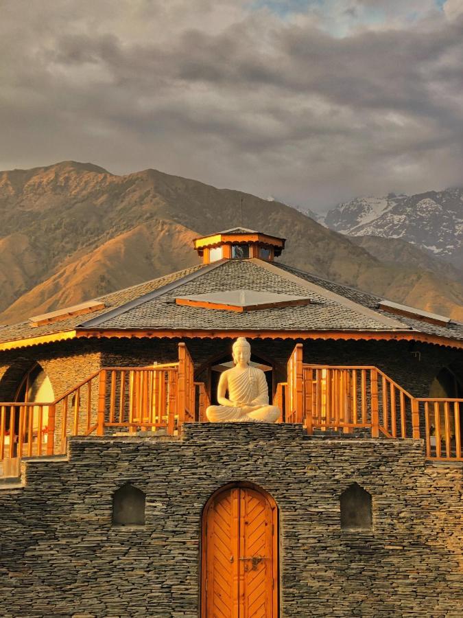 Osho Himalayas Wellness Resort カングラ エクステリア 写真