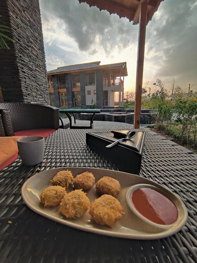 Osho Himalayas Wellness Resort カングラ エクステリア 写真
